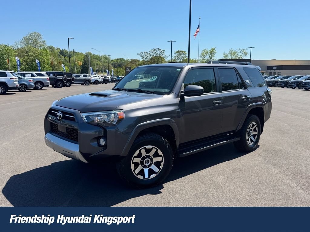 Used 2020 Toyota 4Runner TRD Off-Road AWD/4WD video 1
