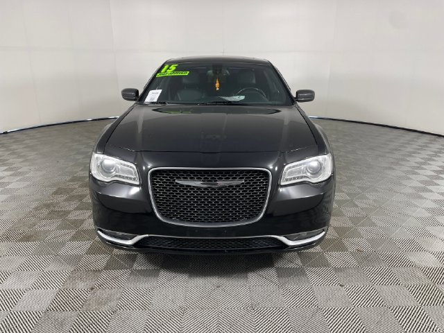 Used 2015 Chrysler 300 C Platinum AWD/4WD image 16
