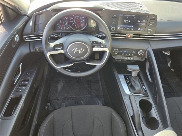 Certified 2023 Hyundai Elantra SEL image 13