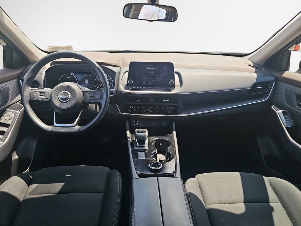 Used 2023 Nissan Rogue S AWD/4WD image 16