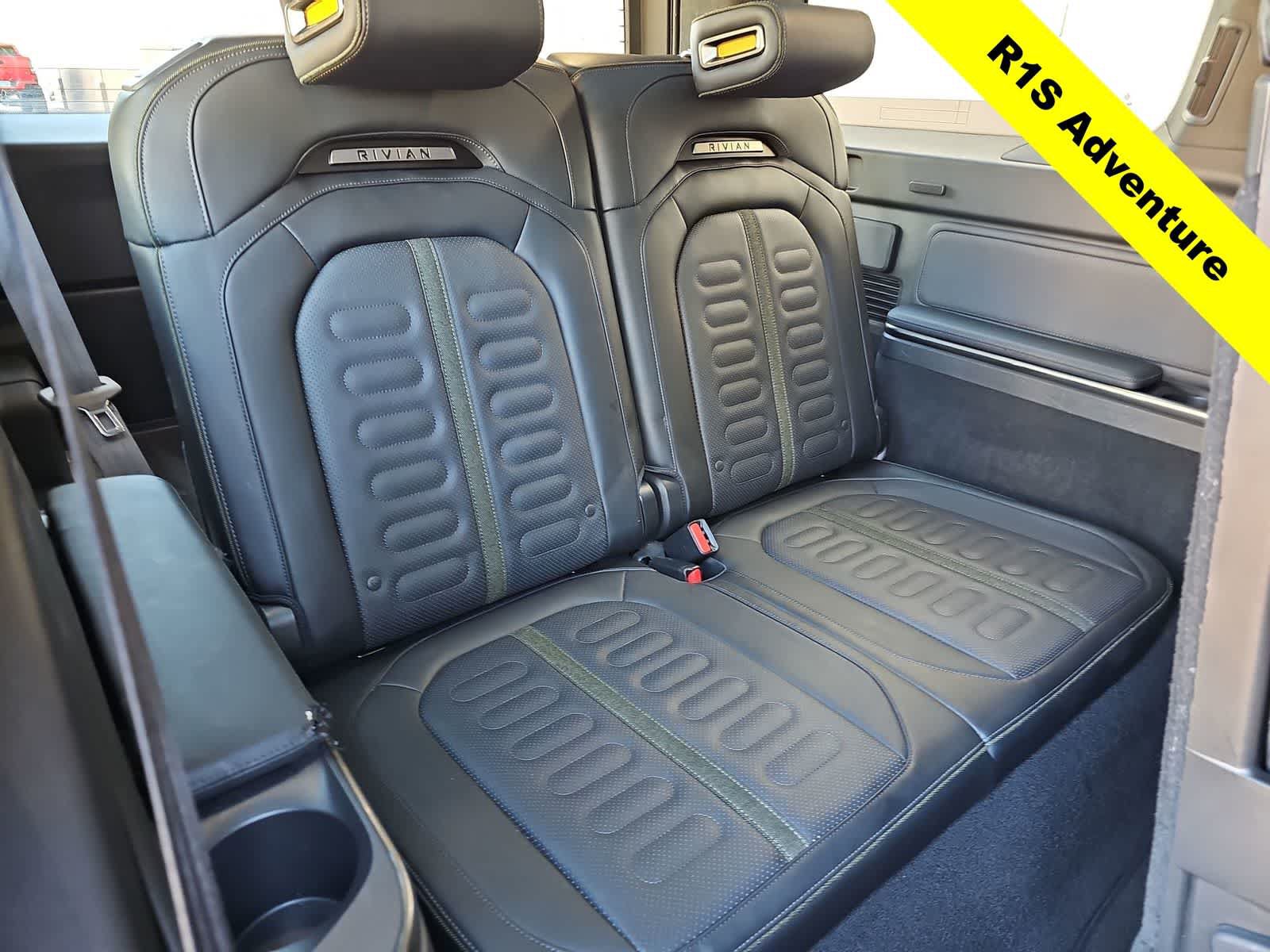 Used 2024 Rivian R1S Adventure AWD/4WD image 29