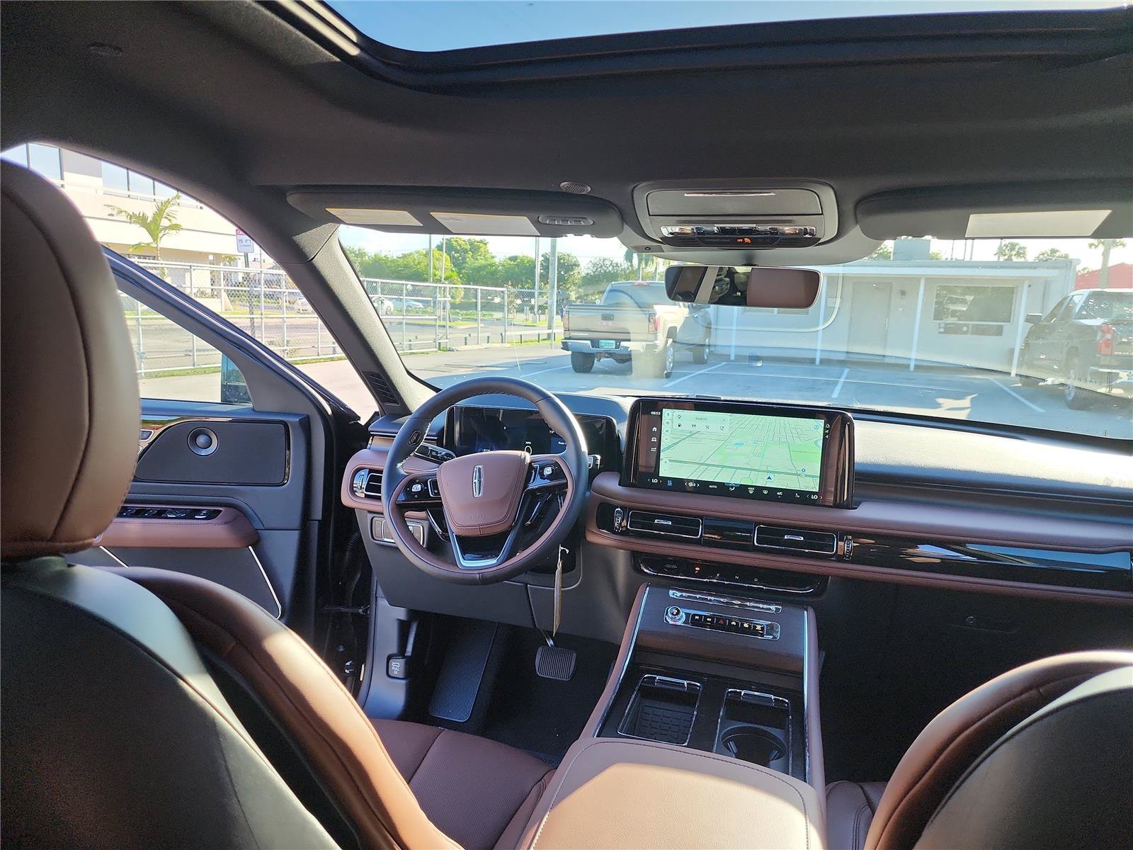 New 2027 Lincoln Aviator Reserve w/ Jet Appearance Package RWD image 25