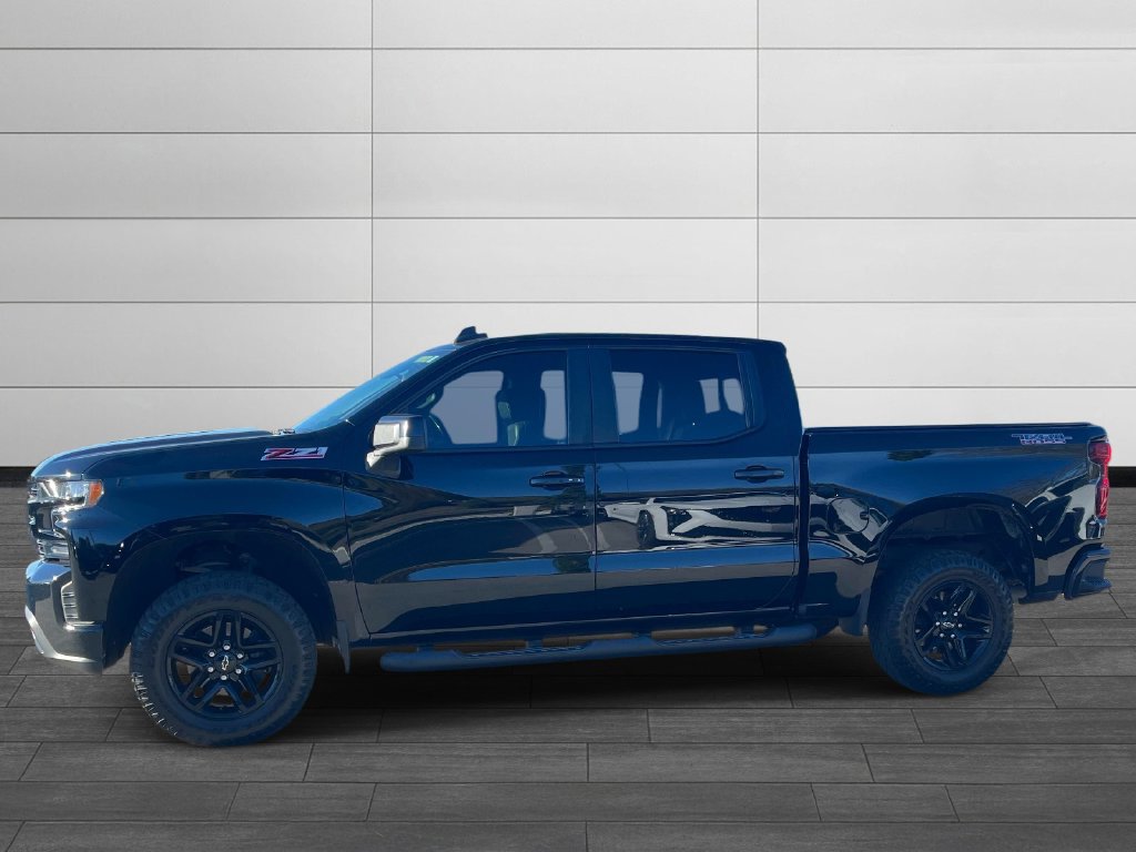 Used 2021 Chevrolet Silverado 1500 LT Trail Boss w/ Convenience Package II AWD/4WD image 2