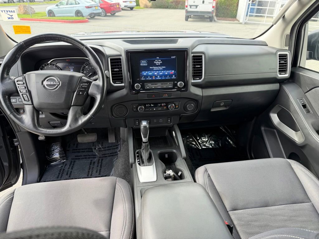 Used 2023 Nissan Frontier SV w/ SV Convenience Package RWD image 15