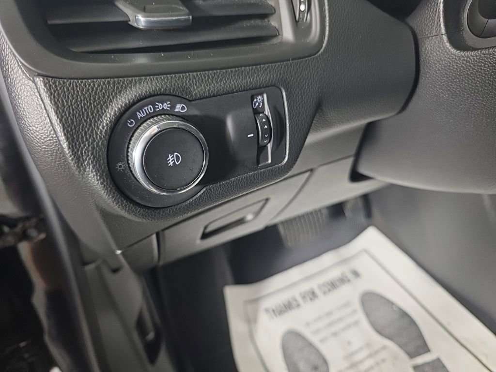 Used 2017 Buick Envision Essence w/ LPO, Cargo Package FWD image 14