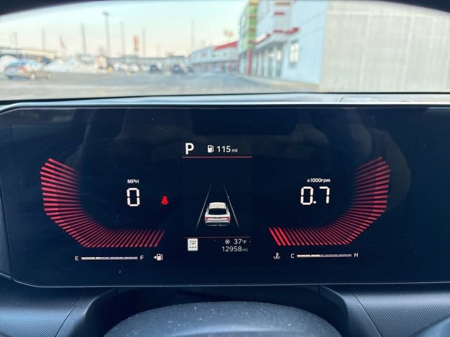 Used 2025 Kia K4 LXS image 11