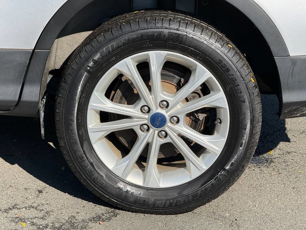 Used 2019 Ford Escape SE AWD/4WD image 11