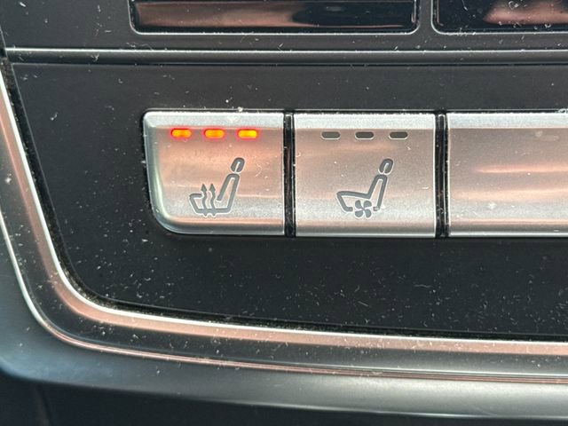 Used 2015 Mercedes-Benz GL 550 4MATIC image 33