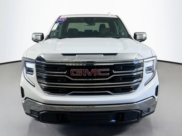Used 2025 GMC Sierra 1500 SLT AWD/4WD image 3