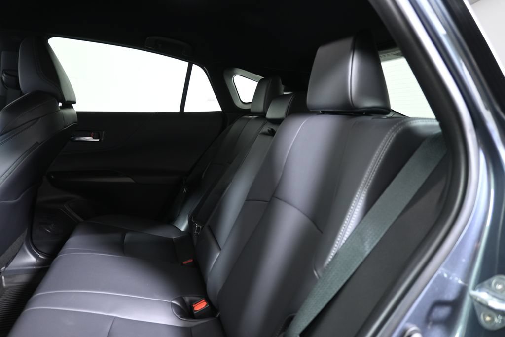 Used 2024 Toyota Venza XLE AWD/4WD image 6