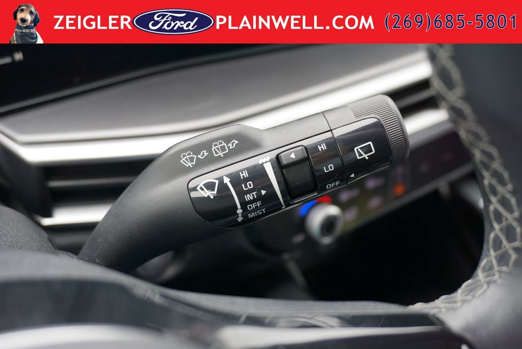 Used 2024 Kia Sorento S FWD image 27
