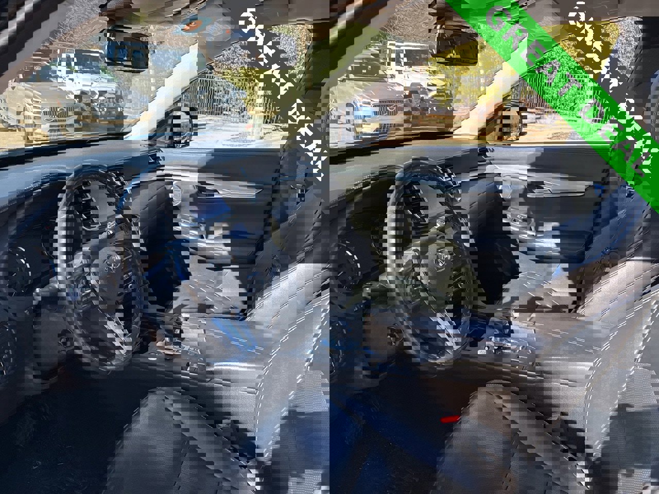 Used 2019 INFINITI QX50 Essential w/ Premium Heat Package image 18