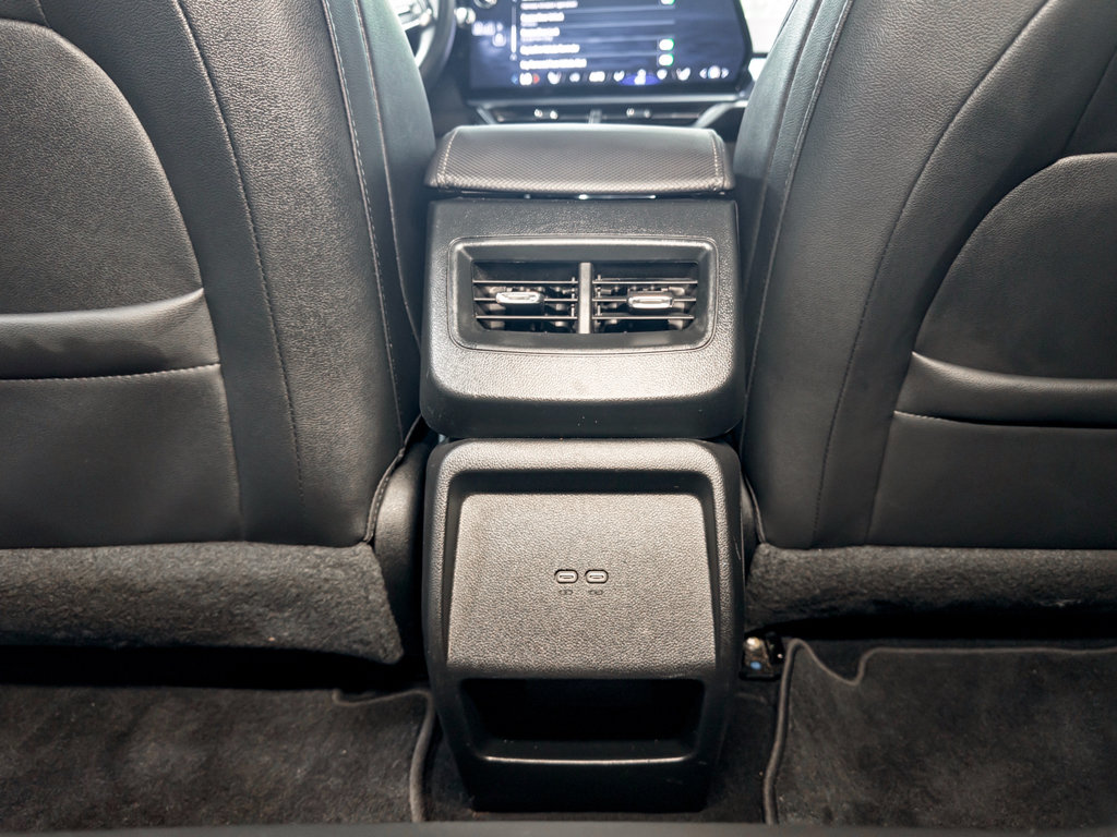 Used 2024 Chevrolet Equinox EV LT FWD image 22