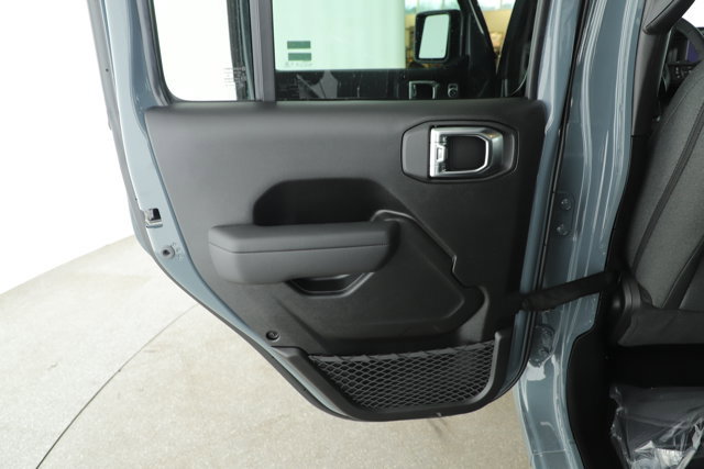 New 2026 Jeep Gladiator Sport image 16