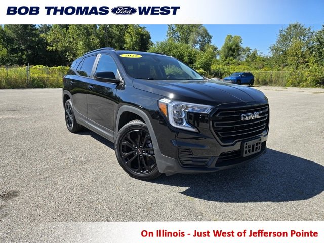 Used 2022 GMC Terrain SLE w/ Driver Convenience Package