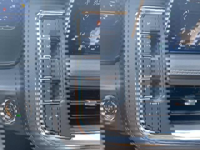 Used 2022 Chevrolet Tahoe Z71 w/ Luxury Package image 28