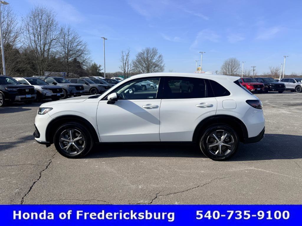 Certified 2024 Honda HR-V EX-L image 3