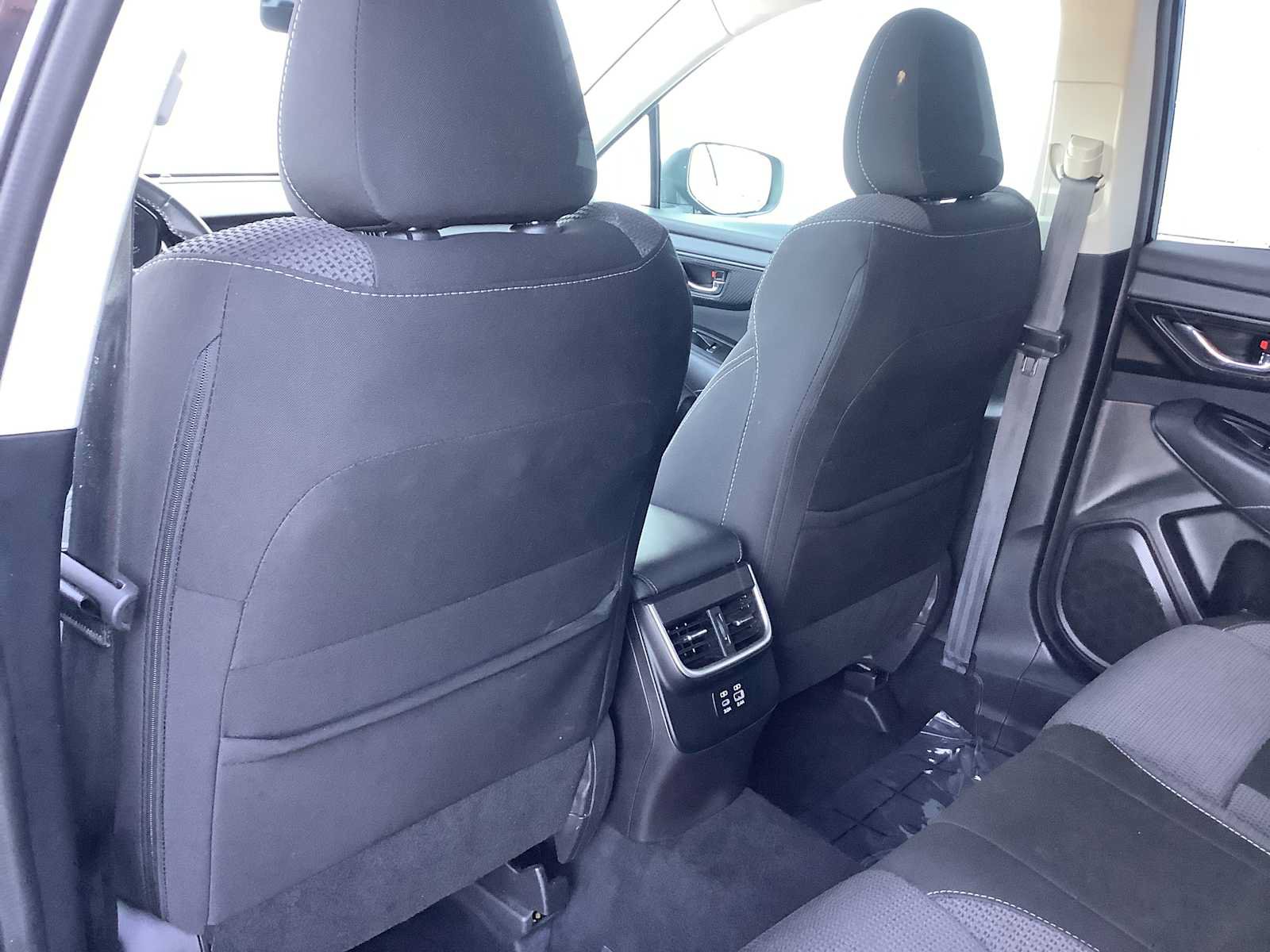 Used 2023 Subaru Outback Premium AWD/4WD image 12