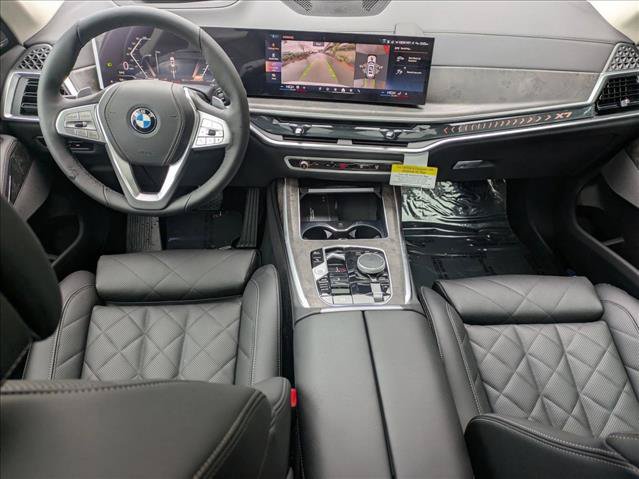 New 2026 BMW X7 xDrive40i w/ Premium Package AWD/4WD image 16