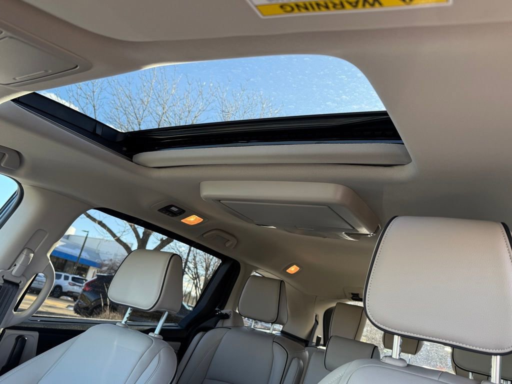 Certified 2026 Honda Odyssey Touring image 31