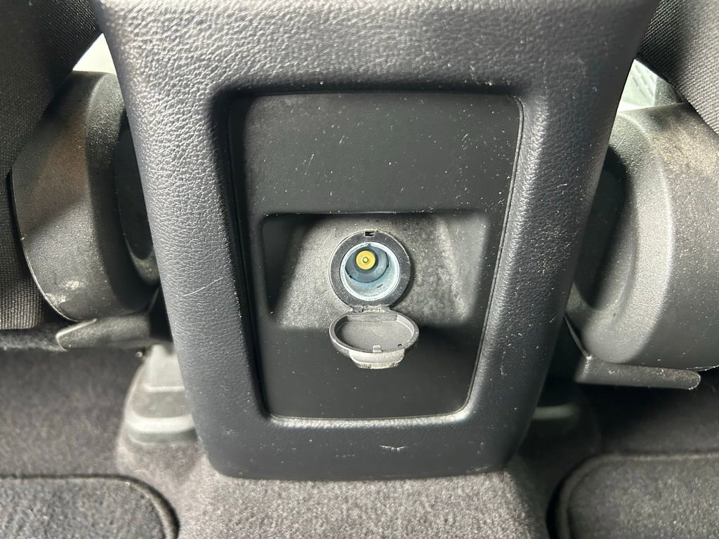 Used 2018 Dodge Journey SE w/ Blacktop Package FWD image 13