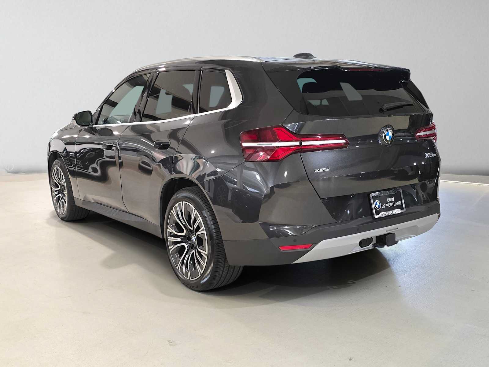 Used 2026 BMW X3 xDrive30i w/ Premium Package AWD/4WD image 5