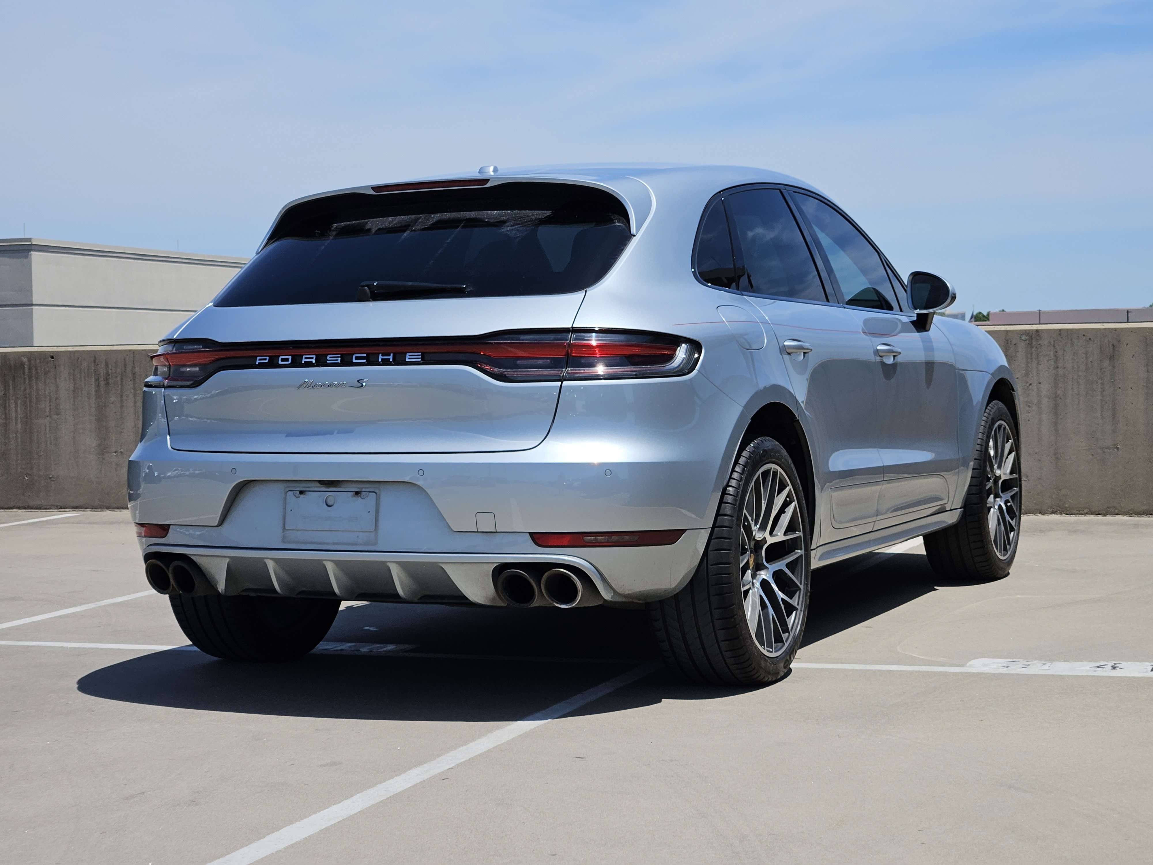 Certified 2020 Porsche Macan S AWD/4WD image 8