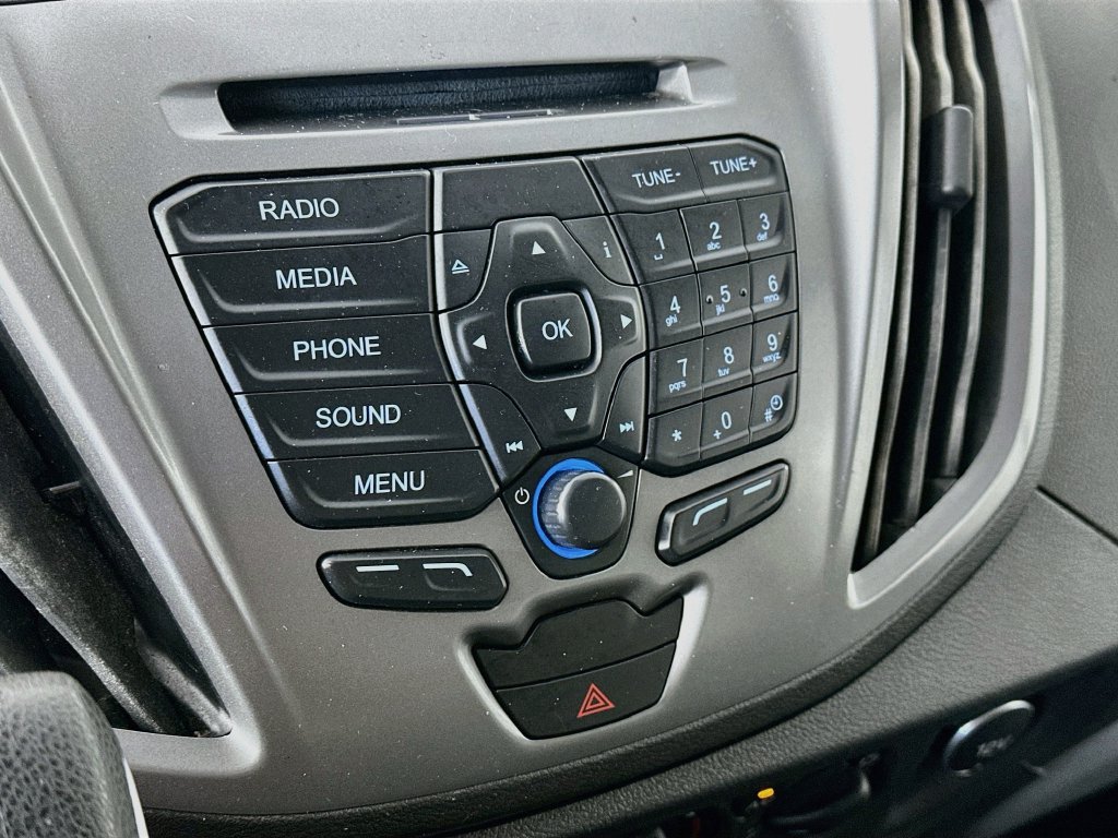 Used 2017 Ford Transit 350 XLT RWD image 18