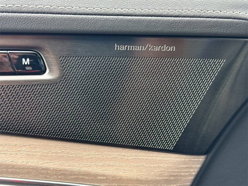 New 2026 Volvo XC90 B6 Ultra image 29