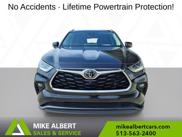 Used 2022 Toyota Highlander Limited AWD/4WD image 2