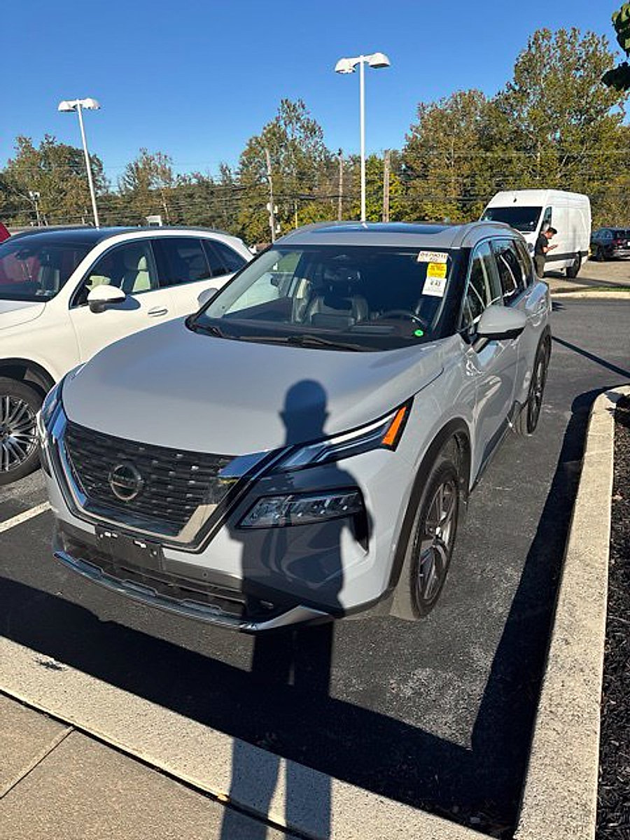 Used 2021 Nissan Rogue Platinum