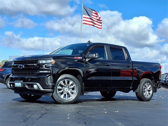 Certified 2021 Chevrolet Silverado 1500 RST image 2