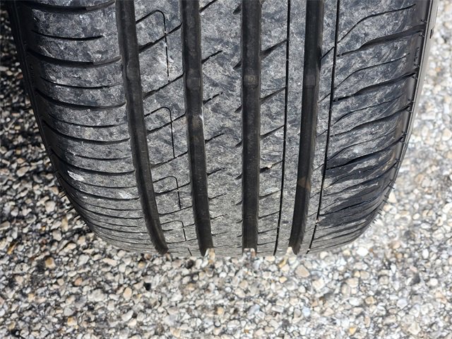 Used 2018 Chevrolet Cruze LT image 11