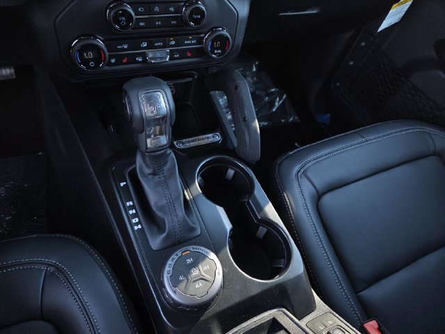 New 2026 Ford Bronco Outer Banks w/ Sasquatch Package AWD/4WD image 10