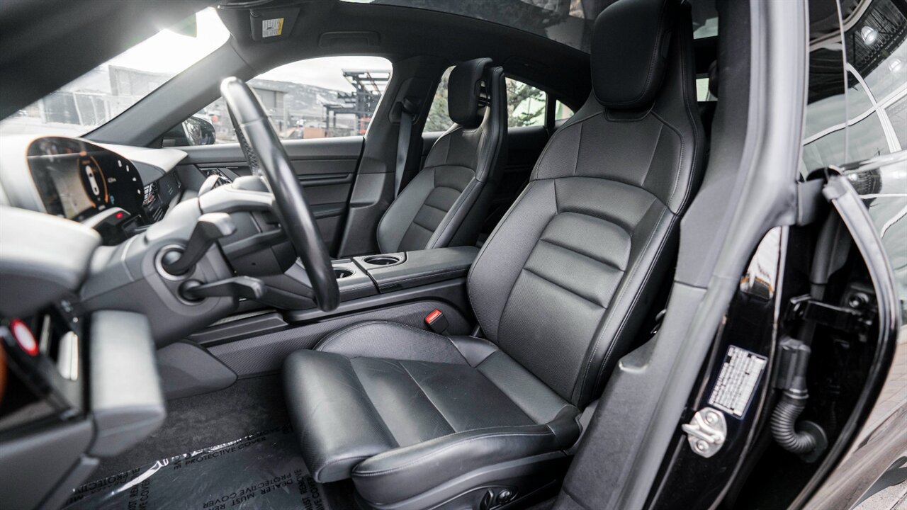 Used 2021 Porsche Taycan 4S AWD/4WD image 19