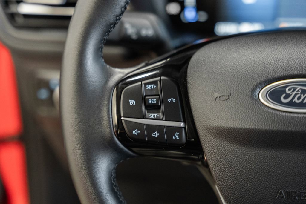Used 2024 Ford Escape Active AWD/4WD image 33