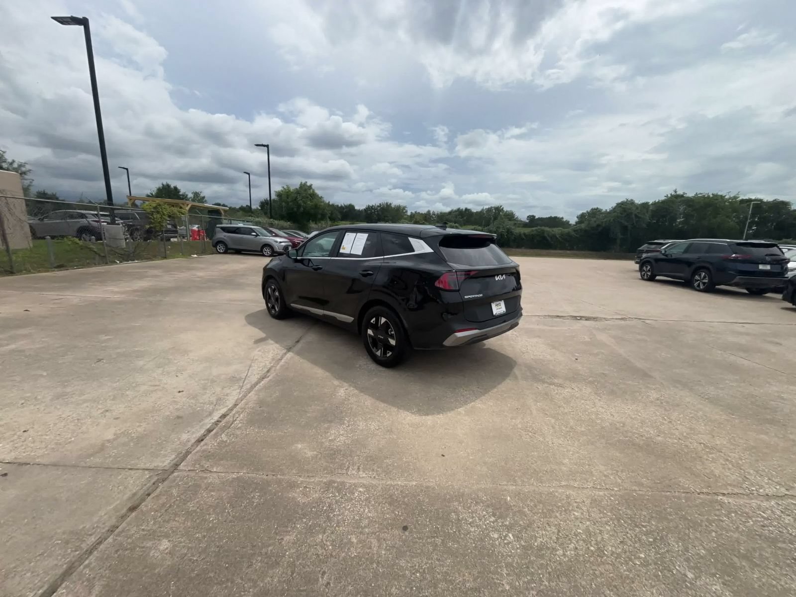 Used 2026 Kia Sportage LX FWD image 9