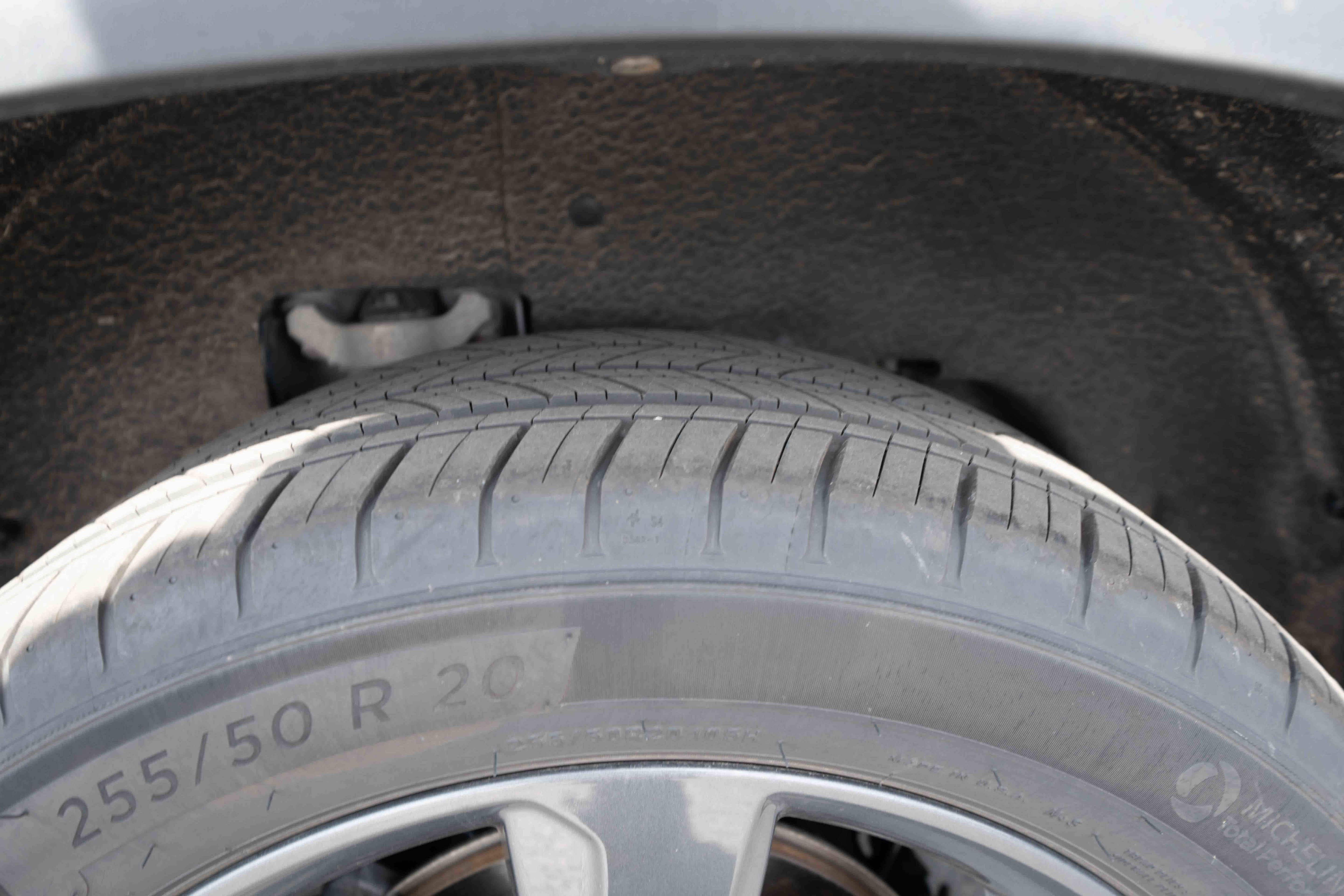 Used 2025 Honda Pilot Sport image 30
