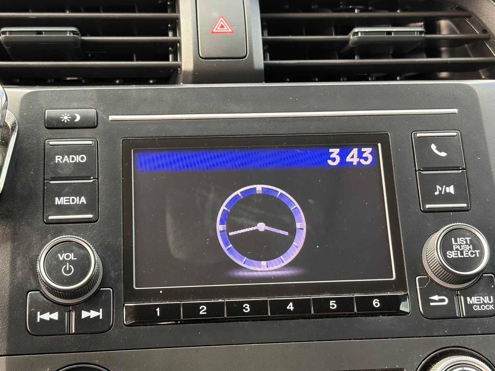 Used 2020 Honda Civic LX image 24