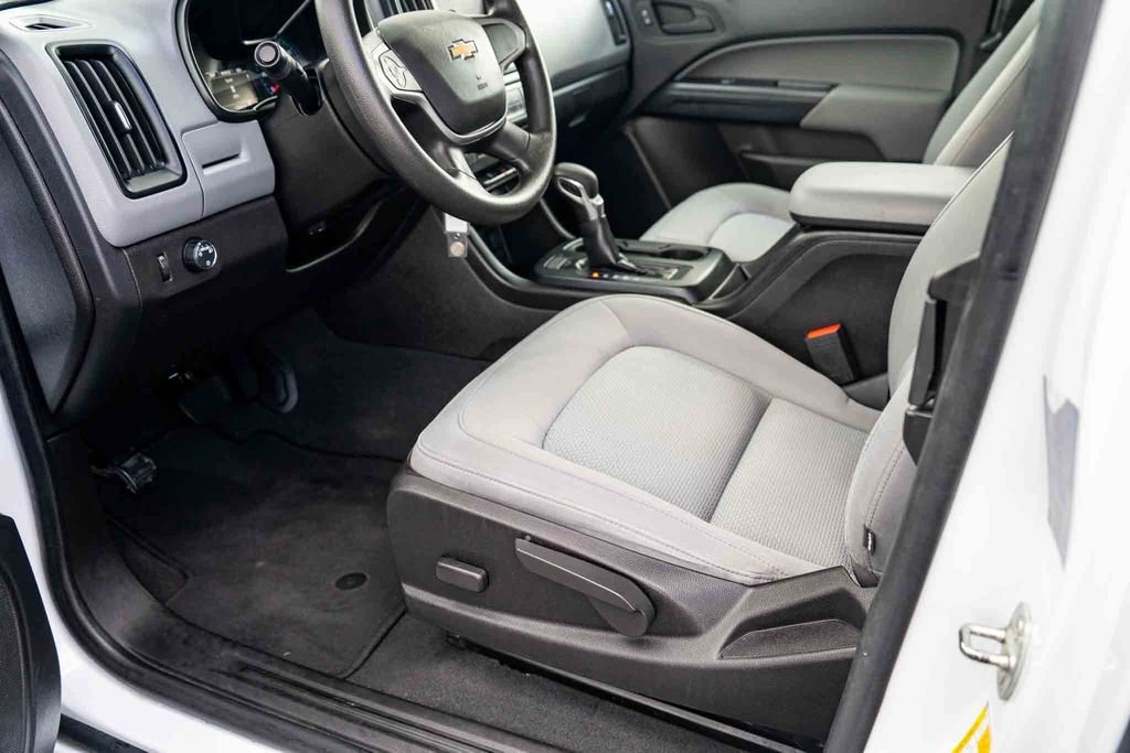 Used 2022 Chevrolet Colorado W/T w/ WT Convenience Package RWD image 11