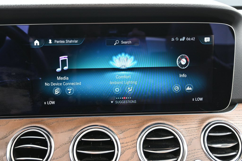 Used 2023 Mercedes-Benz E 350 4MATIC Sedan image 26