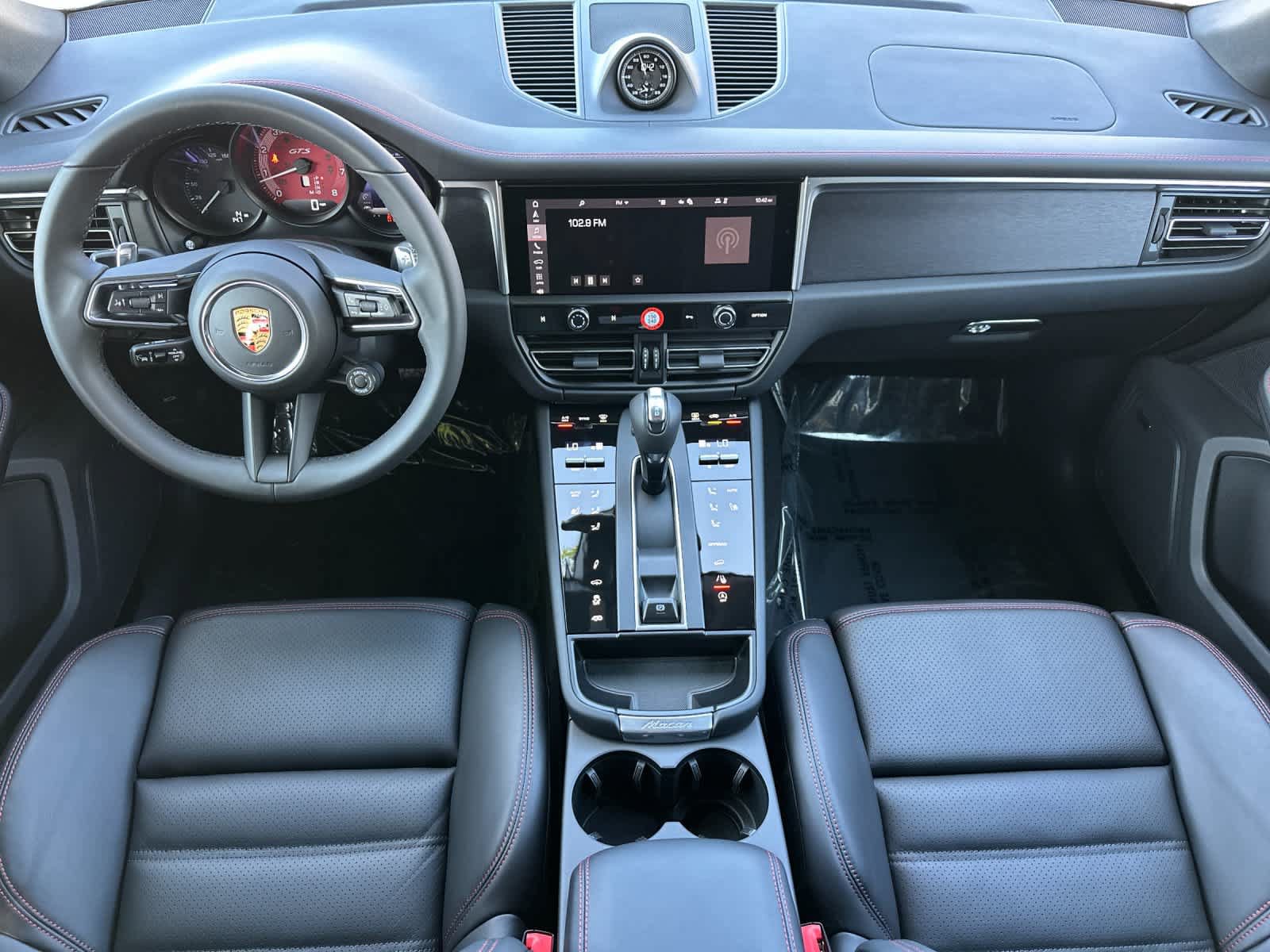 New 2026 Porsche Macan GTS AWD/4WD image 6