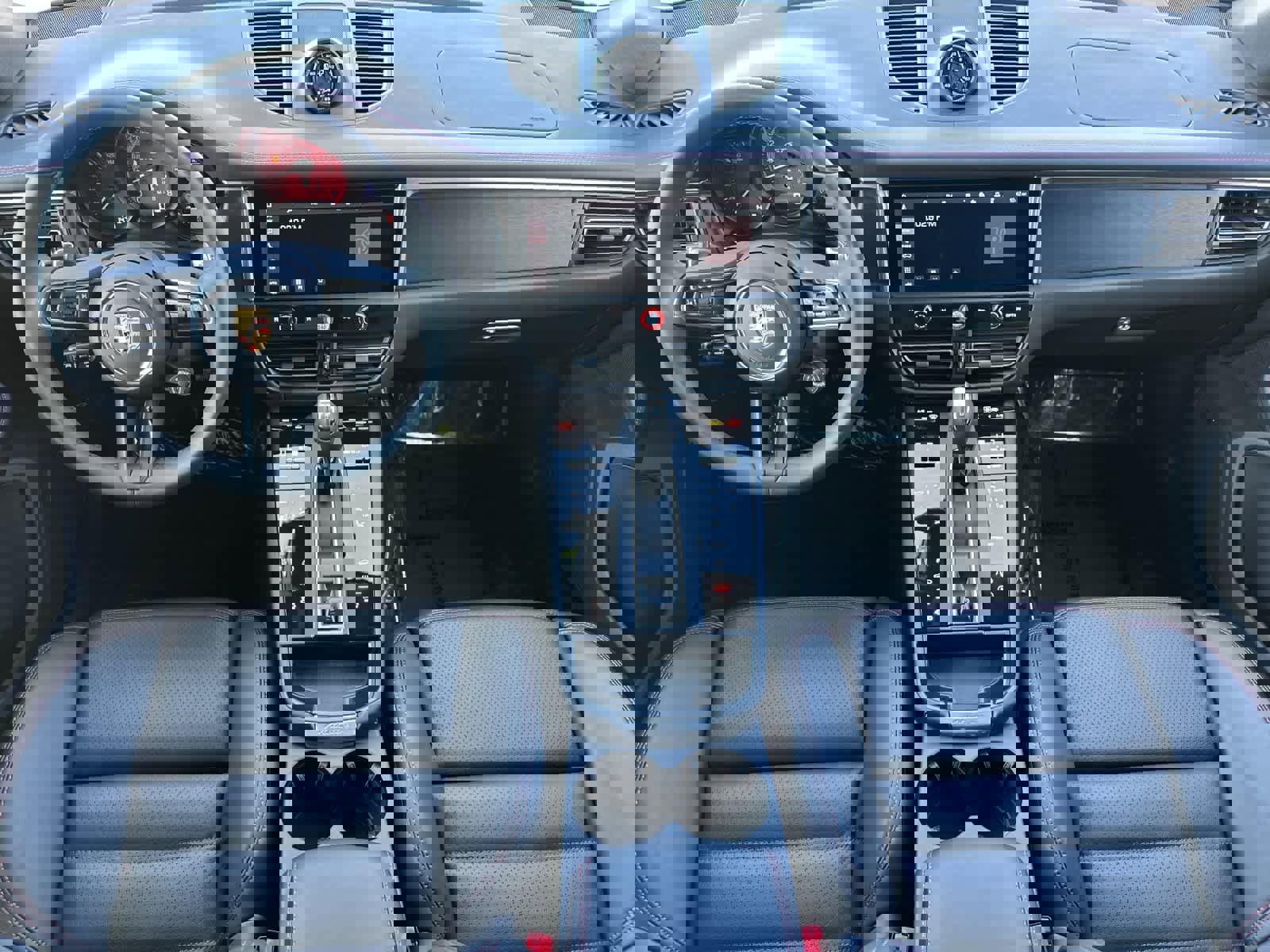 New 2026 Porsche Macan GTS AWD/4WD image 6