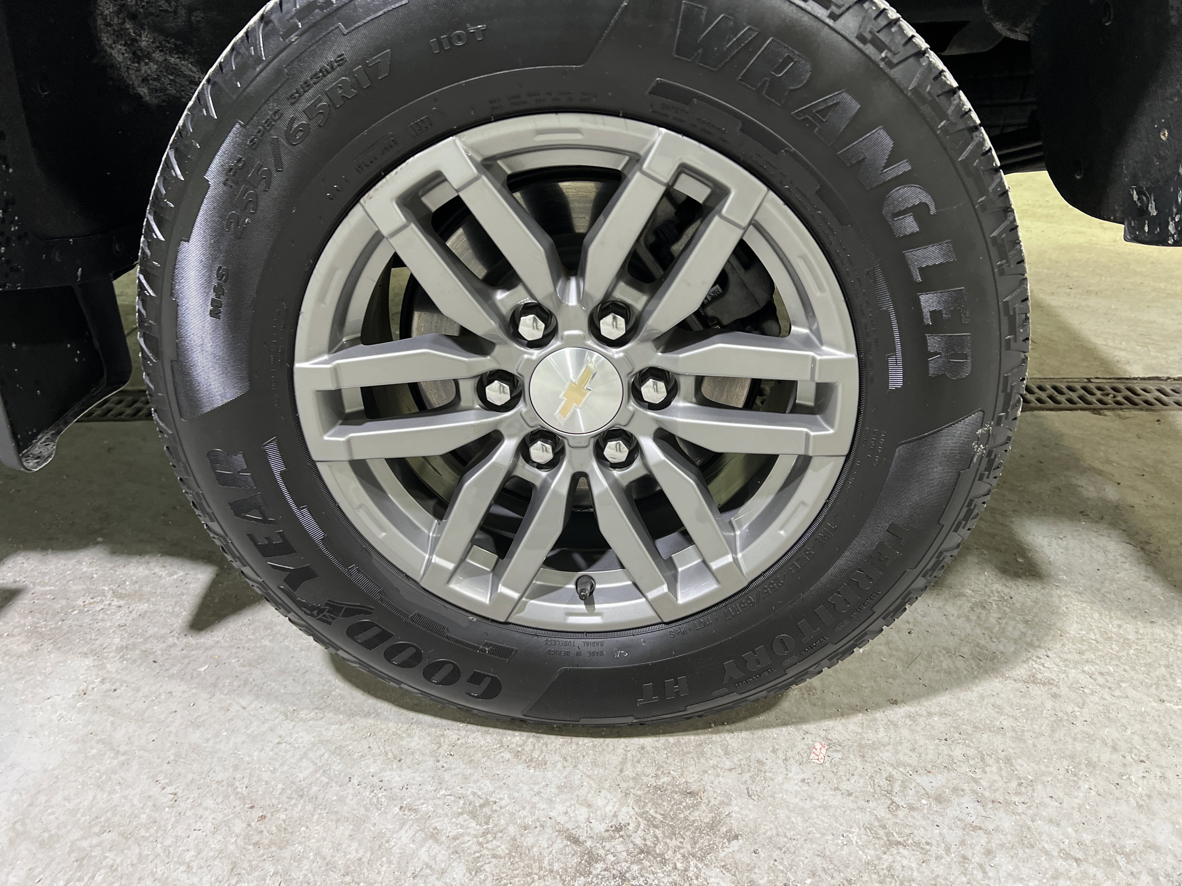 Certified 2023 Chevrolet Colorado LT w/ LT Convenience Package image 13