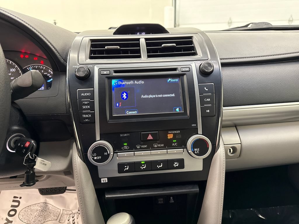 Used 2012 Toyota Camry LE FWD image 18