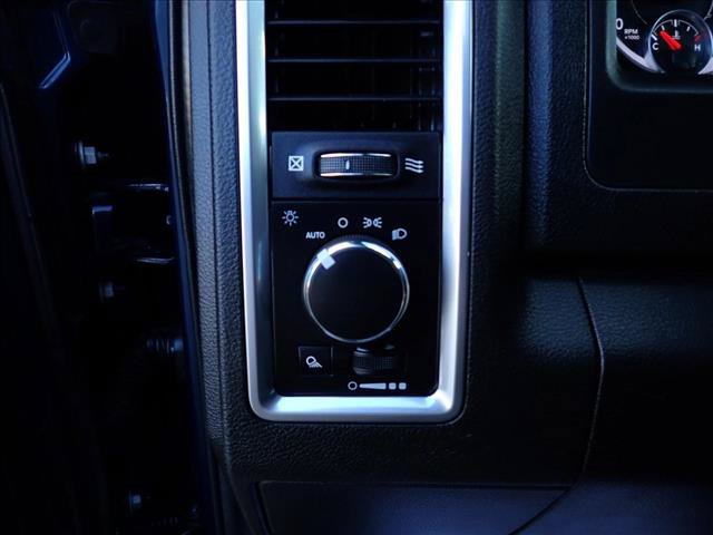 Used 2022 RAM 1500 Warlock AWD/4WD image 13