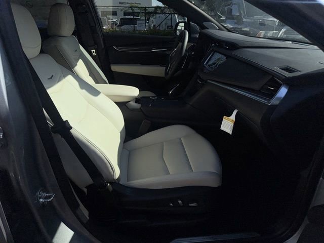 New 2025 Cadillac XT5 Sportv image 24