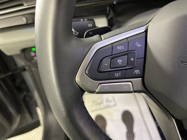 Used 2024 Volkswagen Atlas Peak Edition SEL image 22