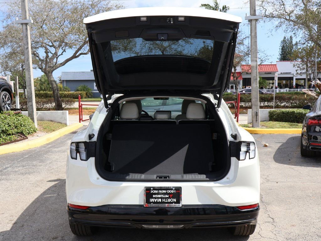 Used 2024 Ford Mustang Mach-E Premium image 21