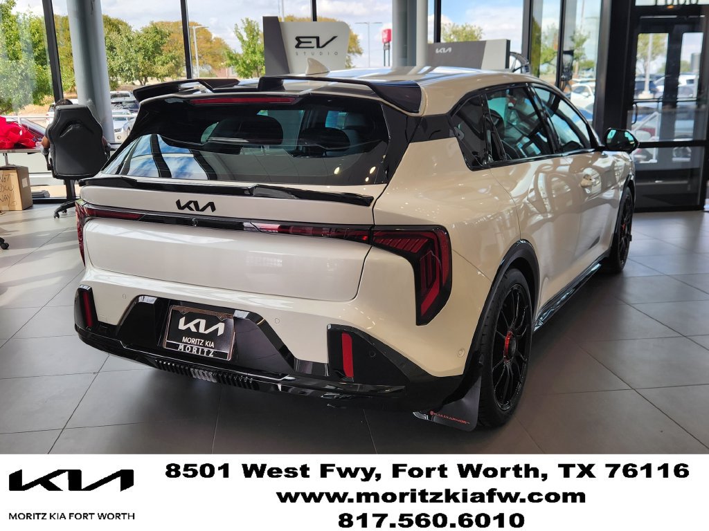New 2026 Kia K4 GT-Line Turbo FWD image 3